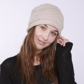 Fashion Unisex Men Women Winter Autumn Solid Color Pleated Striped Thin Knit Wool Hat